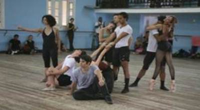 Preparación de grupos de baile, coreografias, presentaciones artísticas